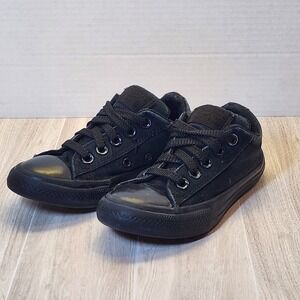 Converse All Star Black Low Top Sneakers Junior Size 12  Super Cute Kids shoes